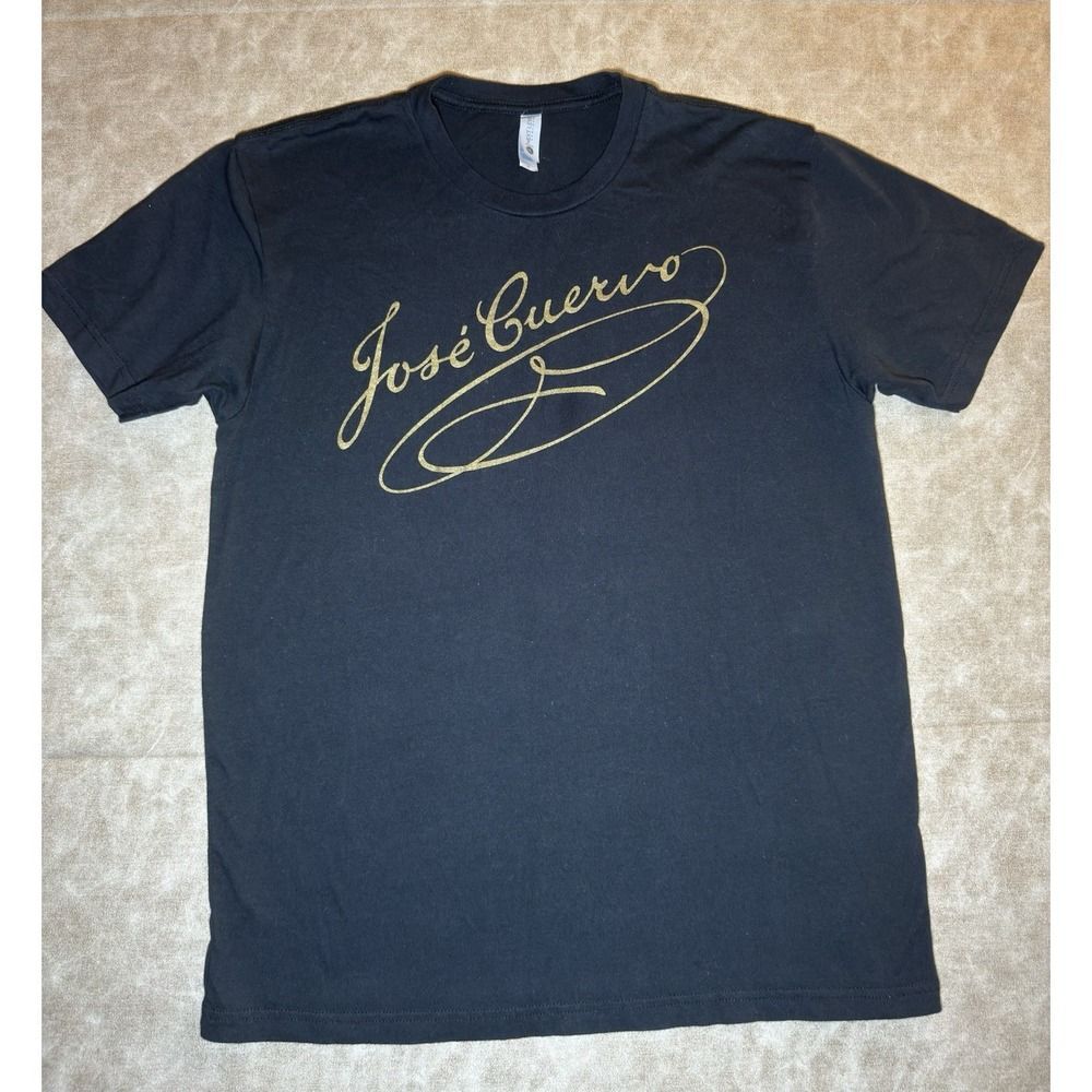 Jose Cuervo Black MEDIUM Tequila Gold Alcohol Blue Agave Plant Mexico Shirt